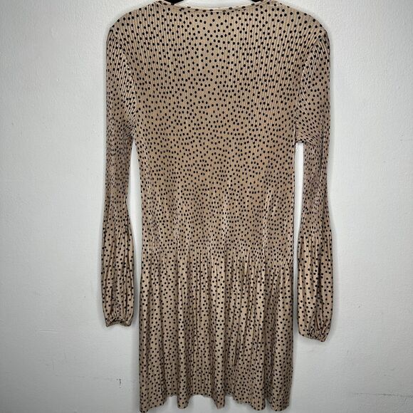 Stradivarius Beige Black Polka Dot Mini Pleat Balloon Sleeve Round Neck Dress - Picture 11 of 15